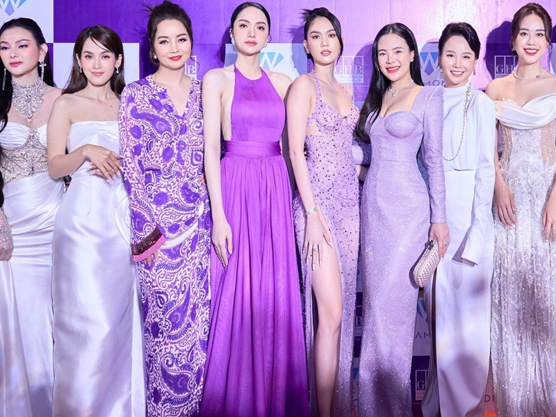 Hương Giang liên tục xuất hiện tại các sự kiện trong 1 tháng qua.