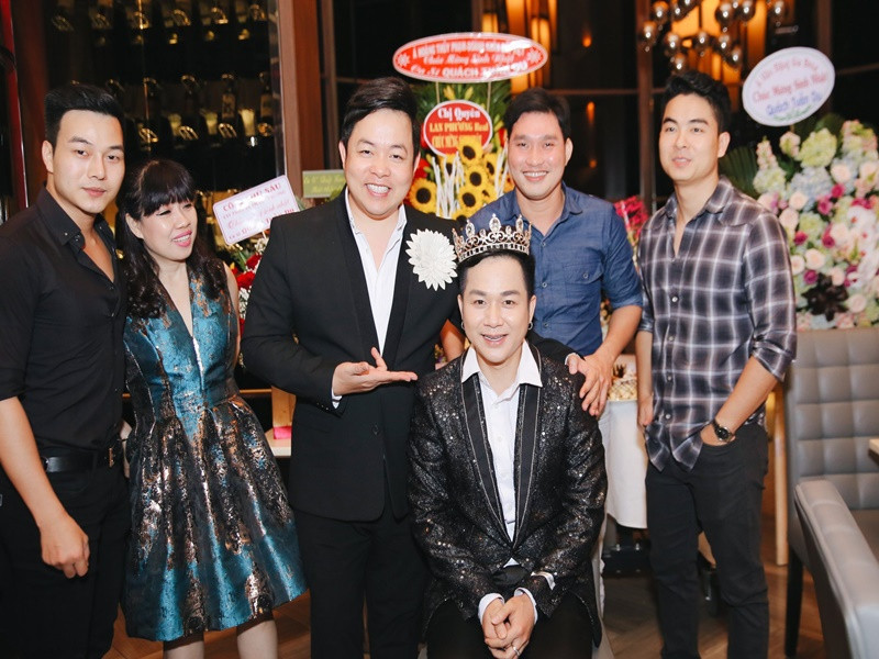 Năm 2018, Quang Lê tặng một chiếc vương miện đính kim cương giá 20.000 USD cho Quách Tuấn Du nhân dịp sinh nhật. Ảnh: Dân Việt