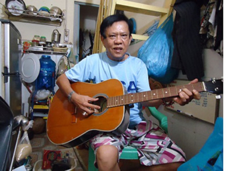  Tác giả "Nhẫn cỏ cho em" dự định thu âm tuyển tập các ca khúc của mình để gửi tặng khán giả và để lại cho đời. Ảnh: Hà nội mới