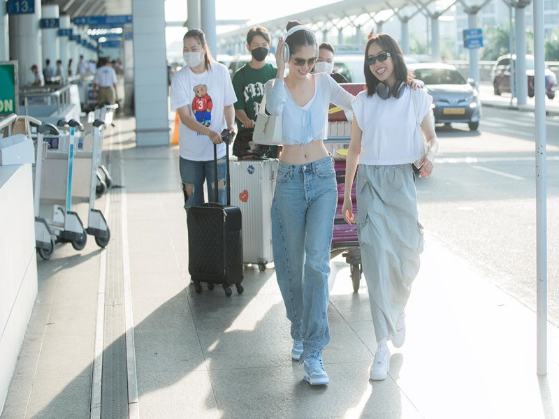 Mới đây, đôi bạn thân cùng đi du lịch Thái Lan. Ảnh: FBNV