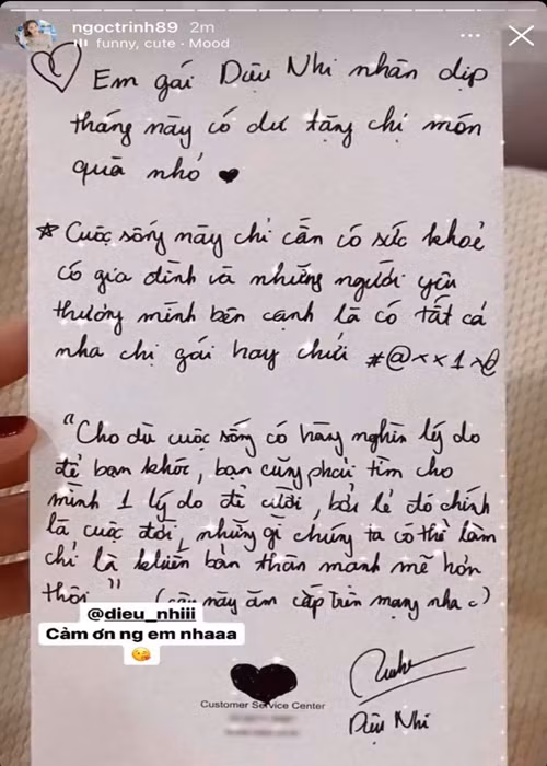 Ngọc Trinh từng khoe được Diệu Nhi tặng quà, viết thư tay. Ảnh: Yan