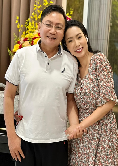 Hôn nhân hạnh phúc suốt 22 năm qua của Trịnh Kim Chi được nhiều người ngưỡng mộ. Ảnh: FBNV