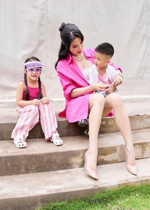 Ít ngày trước, Diệp Lâm Anh chia sẻ về chuyện ly hôn và cuộc sống hiện tại. Ảnh: FBNV