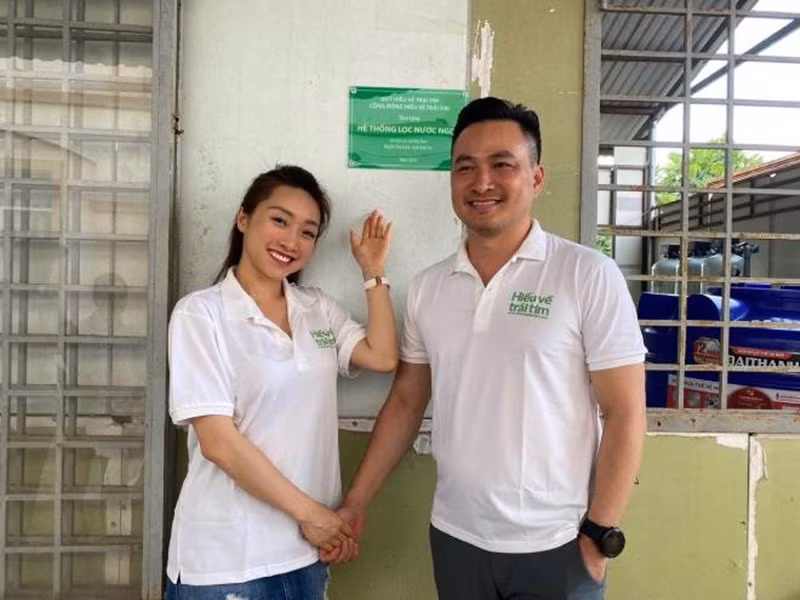 Chi Bảo yêu Thùy Chang vì cô là người thẳng thắn, chân thành. Với 10 năm làm bạn bè, cả hai tự tin khi bước vào mối quan hệ tình cảm. Ảnh: Thể thao văn hóa