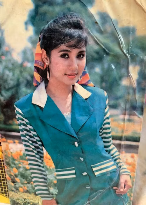 Cô sở hữu vẻ đẹp tự nhiên cách đây nhiều năm. Ảnh: FBNV