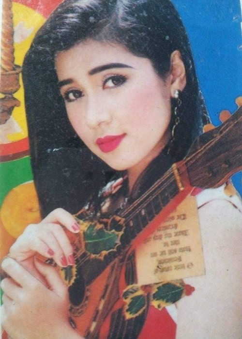 Nhiều fan cất giữ hình ảnh Việt Trinh thập niên 90. Ảnh: FBNV