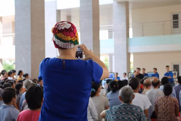 Ai cũng muốn giữ cho mình những giai điệu sôi động mà ngày thường ít khi được nghe thấy.