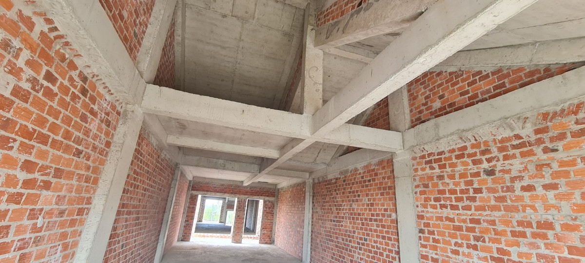 Cả "thành phố mới" không một bóng người.