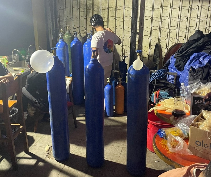 Đà Nẵng: Loạt vi phạm tại quán bar New Golden Pine Da Nang: Loat vi pham tai quan bar New Golden Pine