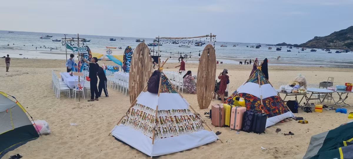 Thiên đường biển đảo đã và đang tạo ra rất nhiều công ăn việc làm, cơ hội kinh doanh cho người dân địa phương.