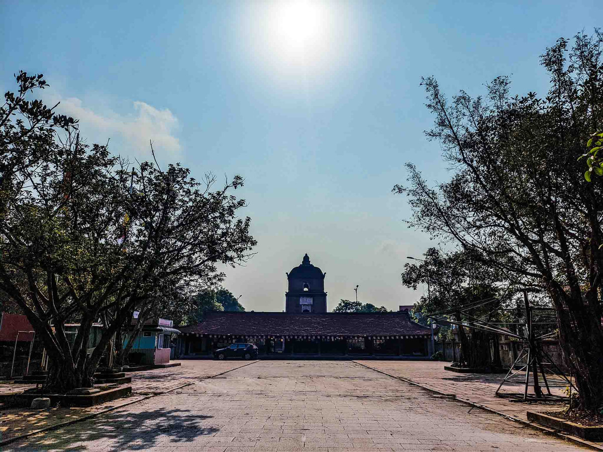 Tại đây, nhiều nhà sư Ấn Độ, Trung Quốc đã tới truyền bá đạo Phật, nghiên cứu, biên soạn, phiên dịch kinh Phật và đào tạo tăng ni. Ảnh: Vương Lộc