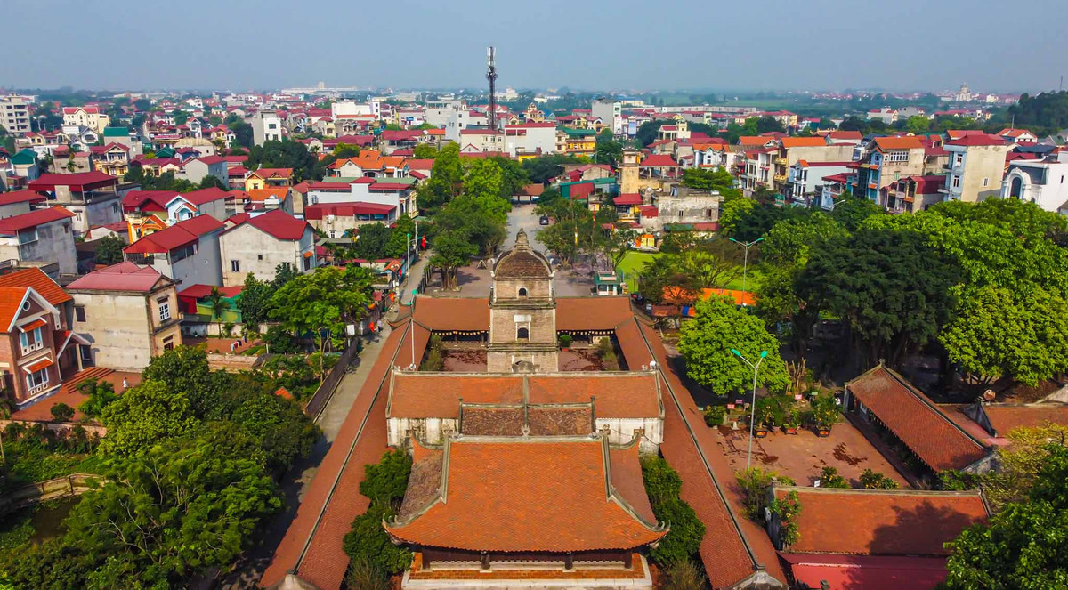 Theo Cục Di sản Văn hóa, chùa được khởi dựng năm 187 và hoàn thành năm 226 ở vùng Dâu, thành Luy Lâu. Ảnh: Vương Lộc