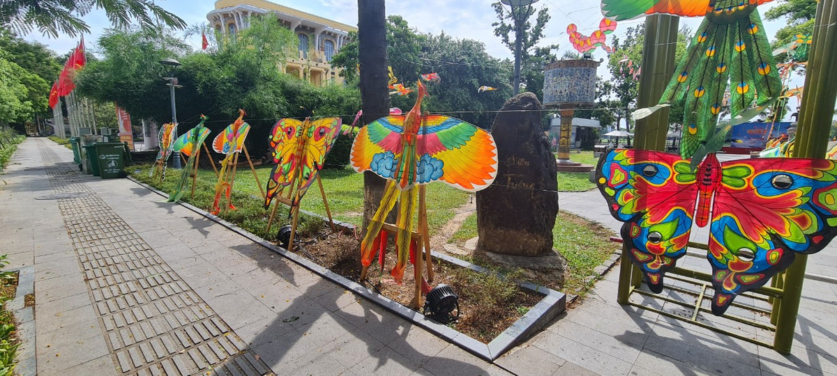 Lễ hội Diều Quốc tế Huế 2023 được tổ chức nhằm góp phần bảo tồn và phát huy truyền thống làm diều của Huế, đồng thời thu hút du khách, tạo sân chơi và cơ hội thưởng lãm cho những ai yêu thích bộ môn "nghệ thuật rối trên không".