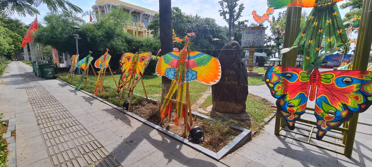 Lễ hội Diều Quốc tế Huế 2023 được tổ chức nhằm góp phần bảo tồn và phát huy truyền thống làm diều của Huế, đồng thời thu hút du khách, tạo sân chơi và cơ hội thưởng lãm cho những ai yêu thích bộ môn "nghệ thuật rối trên không".