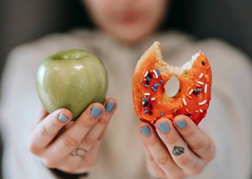 An kieng 2 nam, co gai len 10kg vi dieu nay