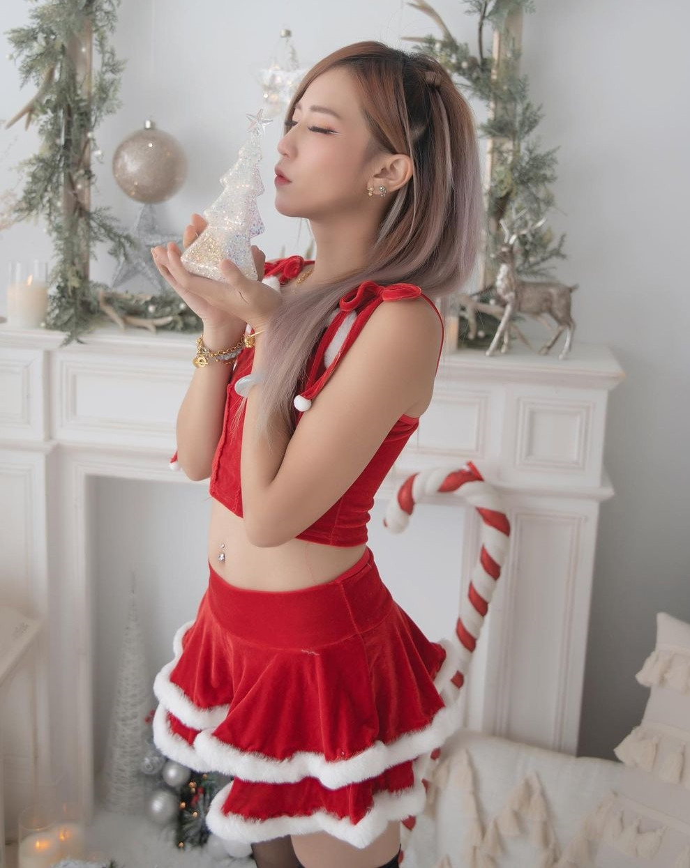 Sở hữu vẻ đẹp ưa nhìn, thân hình săn chắc, tỷ lệ cơ thể cân đối, Alice được đánh giá là một trong những hot girl triển vọng.