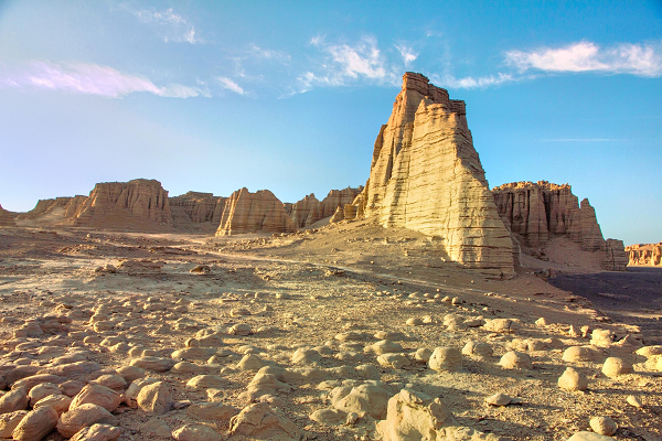 Tuy nhiên gần đây, sự gia tăng lượng mưa trong đất liền đã khiến cho dòng chảy của các dòng sông tăng lên, dựa vào tàn tích của hồ ban đầu, sự trữ nước dần được bổ sung.