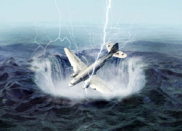 Phi công người Mỹ Bruce Gernon đã sống sót để kể lại câu chuyện của mình tại Tam Giác Quỷ. Năm 1970, trong khi ông Gernon, cha ông và một đối tác làm ăn đang bay từ Bahamas đến Florida, ông đã báo cáo nhìn thấy một đám mây kỳ lạ ngay đằng trước máy bay.