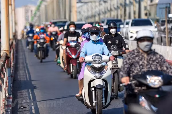 Thời điểm kể trên không xảy ra tình trạng ách tắc, các phương tiện di chuyển bình thường. (Ảnh: PV/Vietnam+)