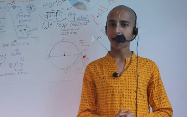 Đây chính là dấu hiệu cho thấy đại dịch Covid-19 hoàn toàn có thể được khắc chế. Dần dần về sau, khi vắc-xin Covid-19 có mặt trên mọi ngóc ngách thế giới với việc người dân được tiêm đủ liều thì Covid-19 sẽ giống như một bệnh cúm, thần đồng tiên tri Ấn Độ lạc quan nói.