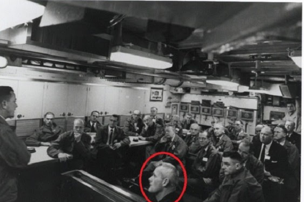 Tiết lộ sốc: "Người ngoài hành tinh từng làm cho chính phủ Mỹ?" Tiet lo soc: