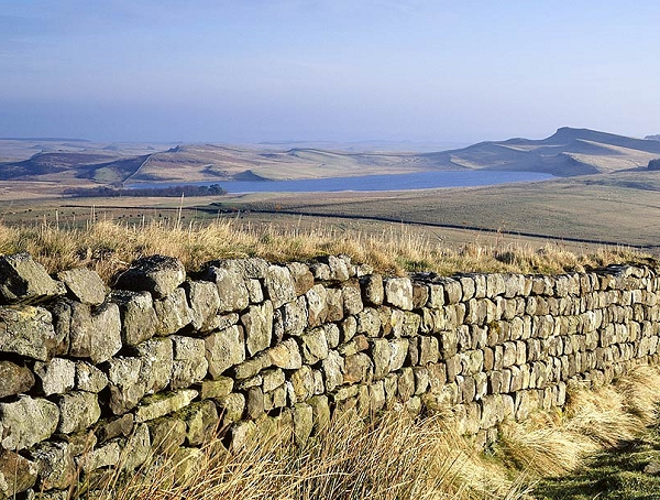 Đây cũng là thời kỳ mà các "ngôi làng ma" vừa được tìm thấy đã tồn tại. Việc phát hiện ra tàn tích các "ngôi làng ma" sẽ giúp cung cấp chi tiết về cuộc sống của người dân thời kỳ này, cách nền văn minh phát triển trong bối cảnh người La Mã xâm lược nhưng chưa thực sự kiểm soát được khu vực.