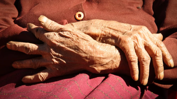 Khoảng 10.000 năm trước, con người không có nhiều hi vọng sống quá 30 tuổi và chỉ 100 năm trước đây, tuổi thọ trung bình con người chỉ khoảng 50. Chúng ta đã đạt được một số tiến bộ kinh ngạc trong thế kỷ qua và tiếp tục thay đổi số mệnh nhờ vào khoa học.