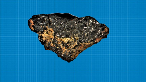 Đá Hypatia được tìm thấy ở Ai Cập vào năm 1996, nó được xác định có nguồn gốc từ bên ngoài Trái đất. Quốc gia này được biết đến như bãi đáp của các báu vật từ vũ trụ này.