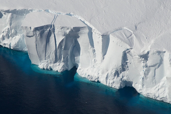 Không những thế, cấu trúc đặc biệt thế này cũng giúp các nhà khoa học có hướng đi mới trong các cuộc săn tìm sự sống ngoài hành tinh. Đặc biệt là ở các thế giới băng giá như Sao Diêm Vương, các mặt trăng Europa, Enceladus... của Sao Mộc và Sao Thổ.