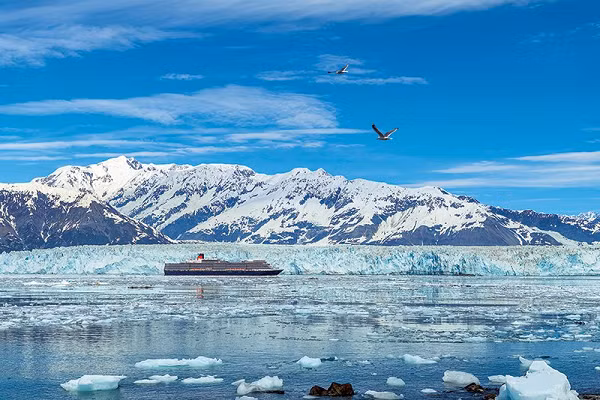Theo các nhà khoa học, các hồ băng ngầm này thường ẩn chứa sự sống sinh trưởng và tiến hóa theo những cách kỳ lạ, khác với phần còn lại của thế giới.