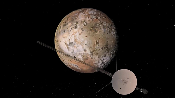 Tuy nhiên, quá trình này cũng gặp những khó khăn nhất định, khi thông điệp của NASA phải mất tới 20 giờ 33 phút để đi đến vị trí hiện tại của tàu Voyager 1. Do đó, một thông điệp khứ - hồi giữa NASA và tàu Voyager 1 phải mất tới gần 2 ngày để thực hiện.