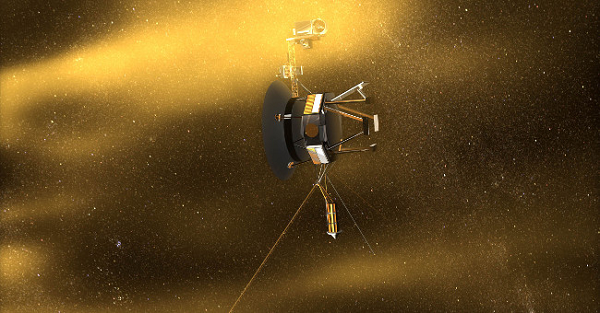 Bất thường liên quan đến hệ thống AACS của Voyager 1, thứ giúp con tàu và ăng-ten của nó hoạt động đúng hướng. AACS đang hoạt động tốt, nhận lệnh trơn tru, nhưng lại gửi về Trái Đất một mớ tín hiệu "rác".