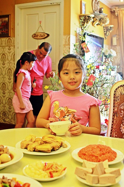 Và dọn bát đĩa.