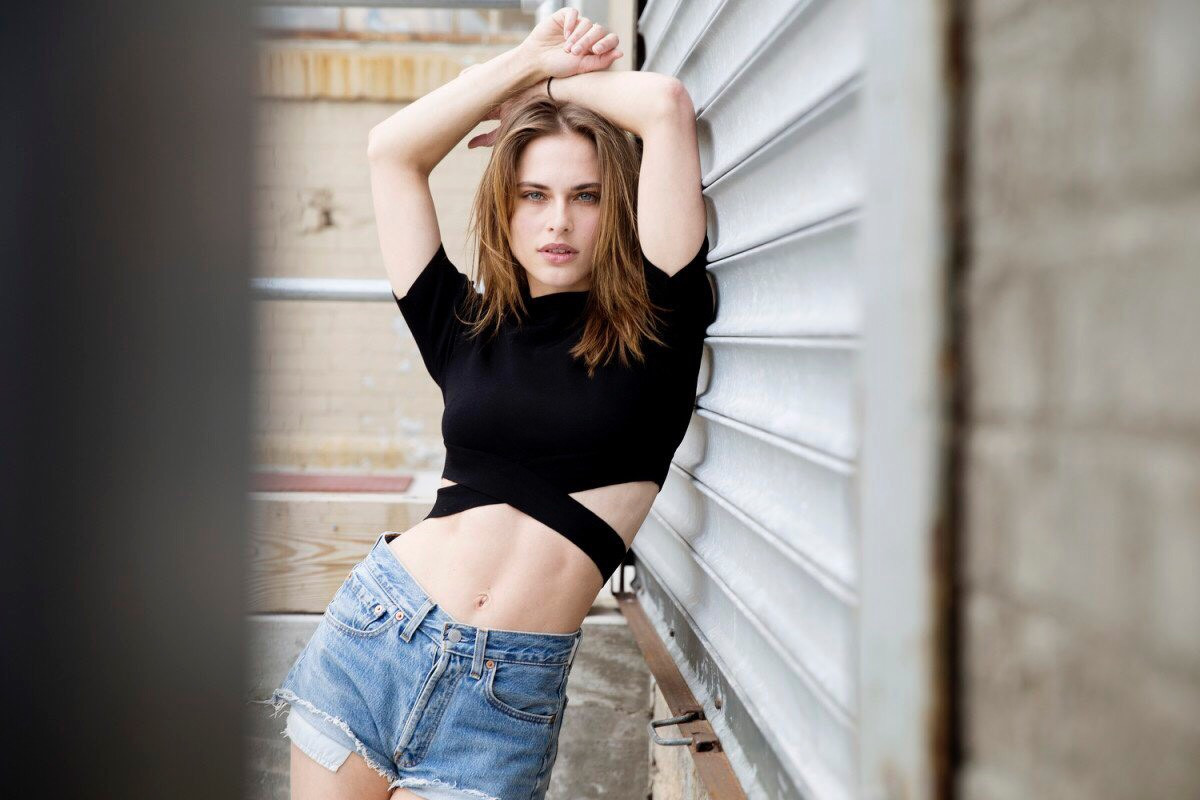 3. Lana Zakocela: Với chiều cao 1m73 và số đo tuyệt đẹp là 85-60-88cm, cùng tài năng xuất chúng, Lana Zakocela thu hút sự chú ý đặc biệt từ giới mộ điệu nước Anh. Cô xuất hiện trong loạt quảng cáo cho vô số nhãn hàng xa xỉ, như Dior, Garnier, Clarins, Lancome, Cartier... đồng thời là gương mặt trang bìa của tạp chí Maxim. Lana là gương mặt đại diện cho dòng nước hoa Queen of Seduction (Nữ hoàng quyến rũ) của tài tử Antonio Banderas.