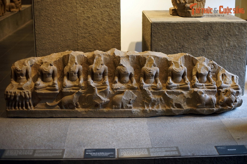 Ngoài các Bảo vật quốc gia kể trên, Bảo tàng Lịch sử TP HCM còn sở hữu nhiều hiện vật Chăm đặc sắc khác như tượng thần Siva, bệ thờ 9 vị thần Navagraha, tượng thần Ganesa, tượng người múa...