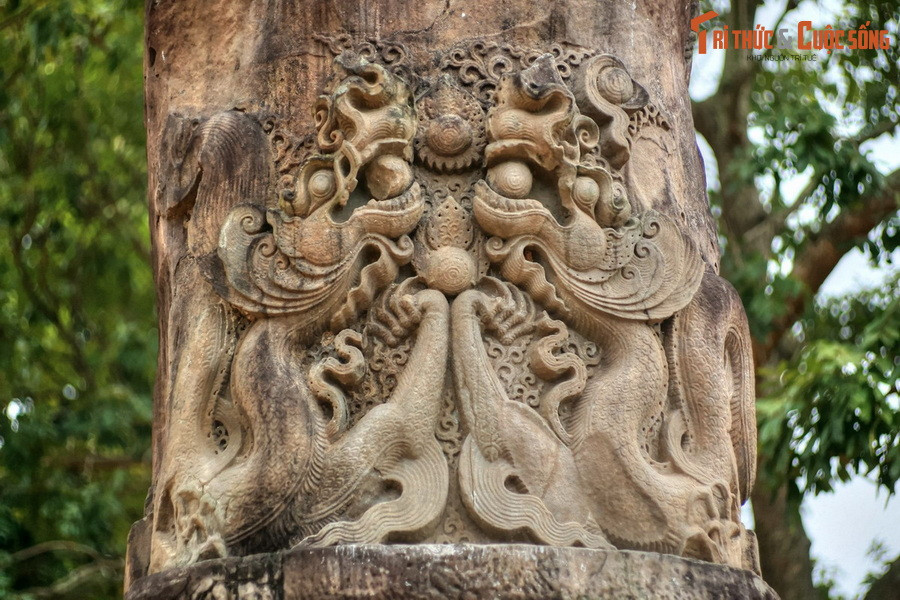 3. Chùa Dạm (thành phố Bắc Ninh, tỉnh Bắc Ninh) là ngôi chùa cổ có niên đại vào thời Lý. Bảo vật quốc gia Cột đá chạm rồng nằm trong khuôn viên chùa được coi là hiện vật điêu khắc hoành tráng, hoàn mỹ nhất của nhà Lý còn tồn tại đến nay.