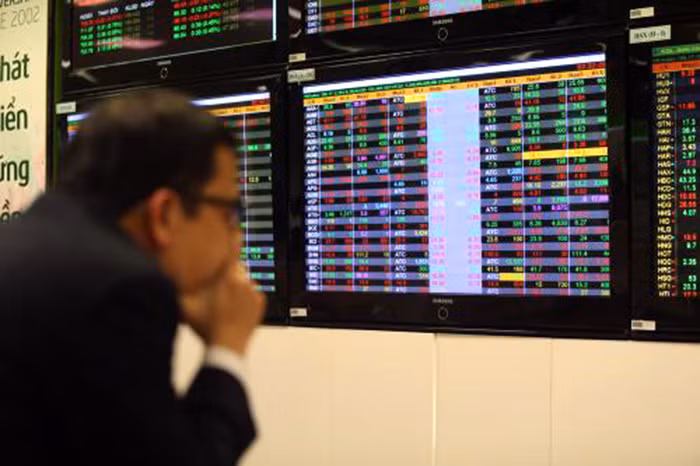 Hon 200 trieu co phieu se ra mat thi truong trong thang 7