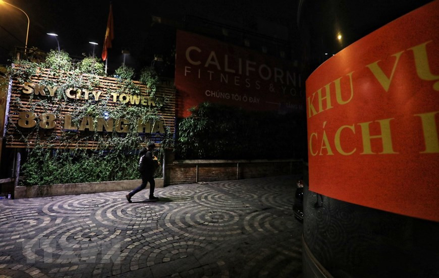 Chung cư Sky City Tower (88 Láng Hạ, Đống Đa, Hà Nội). (Ảnh: TTXVN)