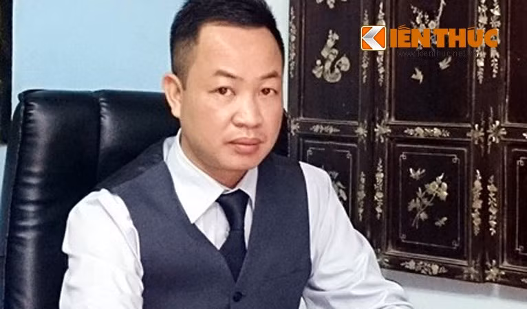 Dua tien cho PV Duy Phong, GD So KH-DT Yen Bai co pham luat?-Hinh-2