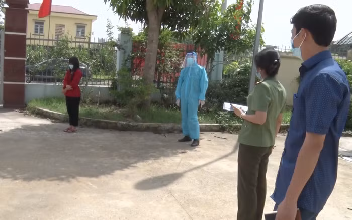 Tron khoi khu cach ly, co gai ve Ha Nam thue tro bi cong an bat giu