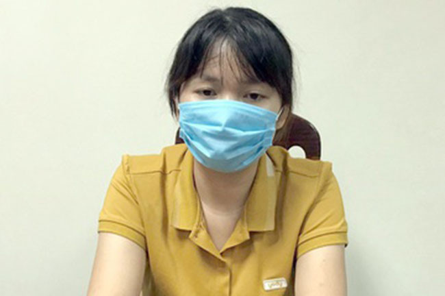  Nữ Phó phòng ngân hàng lừa hơn 12 tỷ đồng: Phạm Thị Phượng (33 tuổi, Phó phòng thuộc Agribank chi nhánh huyện Sơn Động, Bắc Giang) đã hứa trả lãi cao để vay hơn 12 tỷ đồng của 9 người ở Bắc Giang rồi chiếm đoạt, lấy tiền trả nợ cá nhân. Ngày 21/5, Công an tỉnh Bắc Giang đã khởi tố, bắt giam Phượng điều tra về tội Lừa đảo chiếm đoạt tài sản. 