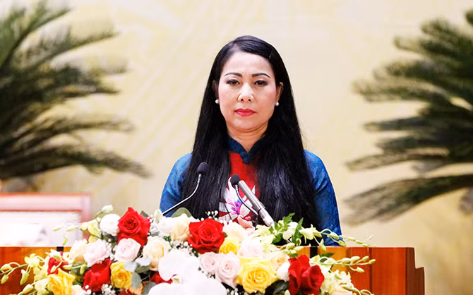  Bí thư Vĩnh Phúc Hoàng Thị Thúy Lan sẽ đề xuất và thúc đẩy các sáng kiến nội dung chiến lược cho phát triển của Việt Nam nói chung, tỉnh Vĩnh Phúc nói riêng theo hướng bền vững, bao trùm, tạo cơ hội để mọi người dân tham gia, đóng góp vào xây dựng, phát triển và làm chủ kinh tế. Bà cam kết, đặt người dân vào vị trí trung tâm, không để ai bị bỏ lại phía sau của sự phát triển, nhất là những người yếu thế trong xã hội.