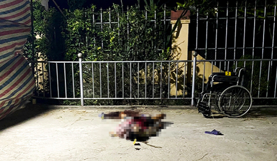 Nguoi tan tat dang hong mat bi doi tuong tam than chem tu vong