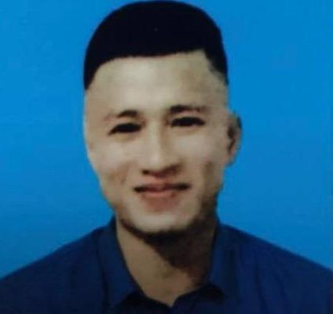  Truy nã đối tượng dùng gậy sắt đánh trọng thương 2 bảo vệ: Ngày 23/5, Công an quận Hà Đông, Hà Nội cho biết đang truy nã đối tượng Hồ Đăng Phúc (SN 1995, trú tại xã Quỳnh Bảng, huyện Quỳnh Lưu, tỉnh Nghệ An) về hành vi “Cố ý gây thương tích”. Trước đó, do mâu thuẫn cá nhân, Phúc và một số công nhân đã sử dụng gậy sắt đánh 2 bảo vệ là ông Nguyễn M (SN 1958) và ông Nguyễn Th (SN 1963, cùng trú Hoài Đức, Hà Nội) trọng thương.