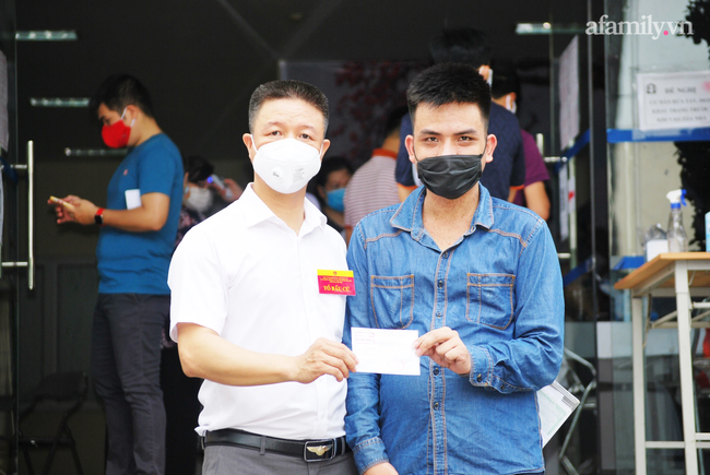 “Nguoi vo hinh” lan dau tien di bau cu: “Hanh phuc khi la cong dan dung nghia“-Hinh-6