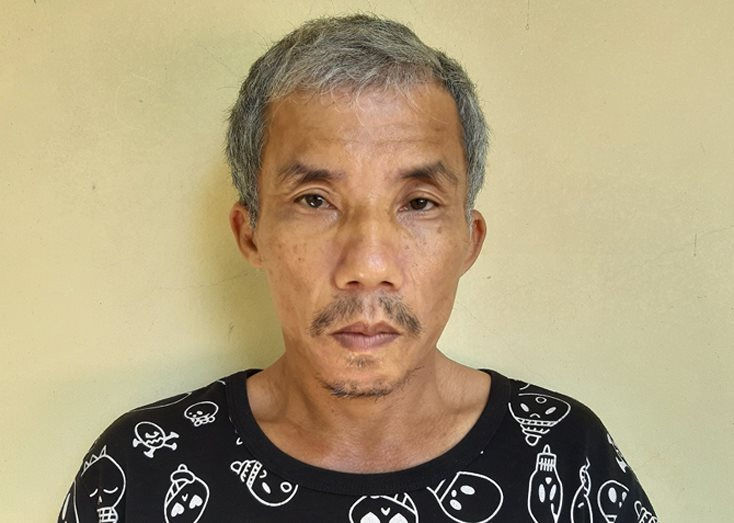  Cậu ruột hiếp dâm cháu gái 15 tuổi đến có thai: Tháng 11/2020, sau khi mẹ mất, cháu V. (15 tuổi) lên ở với gia đình Hoàng Văn Tuất (SN 1970, trú thị xã Ba Đồn, Quảng Bình) là cậu ruột của cháu V. Thời gian sống cùng gia đình Tuất, cháu V. nhiều lần bị Tuất khống chế hiếp dâm dẫn đến mang thai. Ngày 20/5, Công an thị xã Ba Đồn đã khởi tố, bắt tạm giam Tuấn để điều tra.