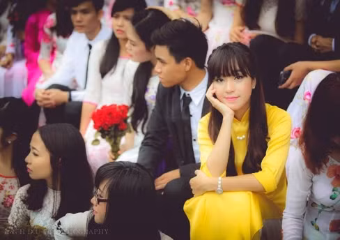 “Những câu chuyện không tưởng mà. Mình gặp được nhiều nhân vật như thế bảo sao cứ muốn gắn lấy làng, cứ say mê tới những miền đất mới”, Xuân Quỳnh chia sẻ.