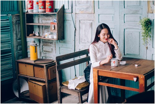 Nhi cho rằng quan điểm "Có tiền mới đi du học được" là không đúng. Singapore, Anh Quốc hay các nước khác đều sẵn sàng chào đón du học sinh Việt Nam khi các bạn đã chuẩn bị đầy đủ kiến thức và trình độ ngoại ngữ cần thiết. Hiện có rất nhiều gói học bổng du học để những bạn có nhu cầu đều có thể tìm kiếm các thông tin liên quan. Ảnh: NVCC