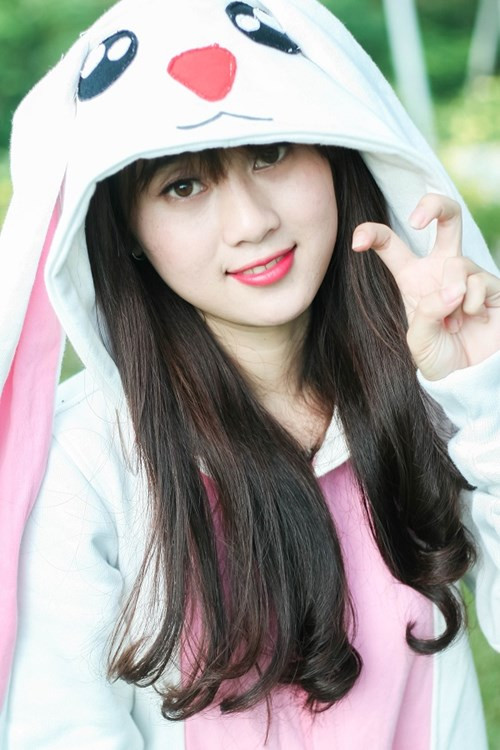 Yêu thích nghệ thuật từ nhỏ nhưng vì theo định hướng của gia đình nên nữ sinh Bình Phước này đã từ bỏ niềm đam mê và theo học chuyên ngành Luật.