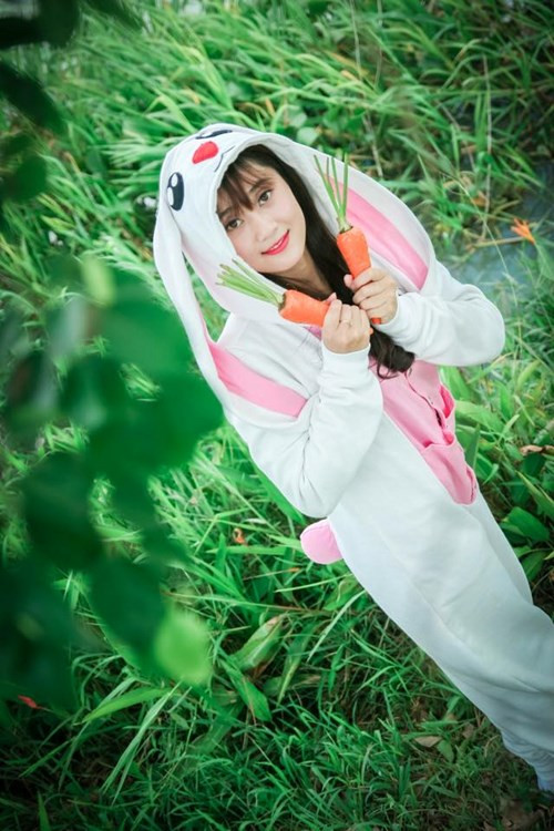 Vì theo học Luật nên Phương Trinh cũng dần yêu thích ngành học của mình. Sau này, cô nàng ước mơ sẽ trở thành một nữ luật sư có thể giúp đỡ, bảo vệ mọi người trong mọi trường hợp.